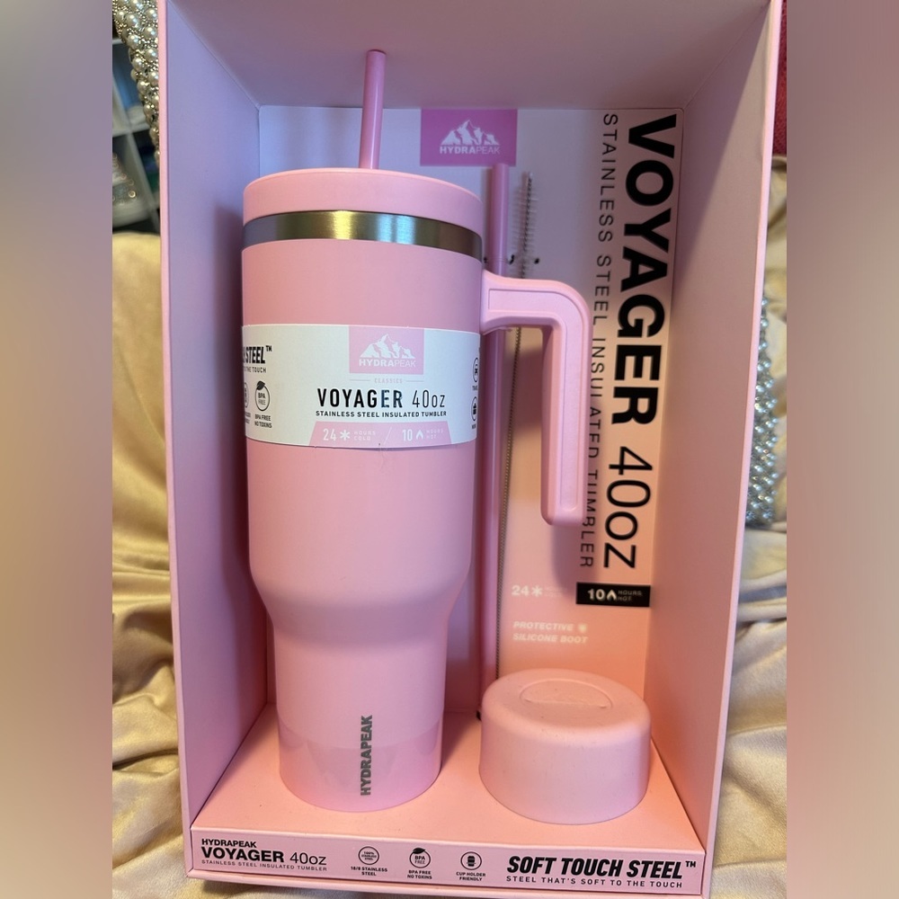 VOYAGER 40 oz
STAINLESS STEEL INSULATED TUMBLER